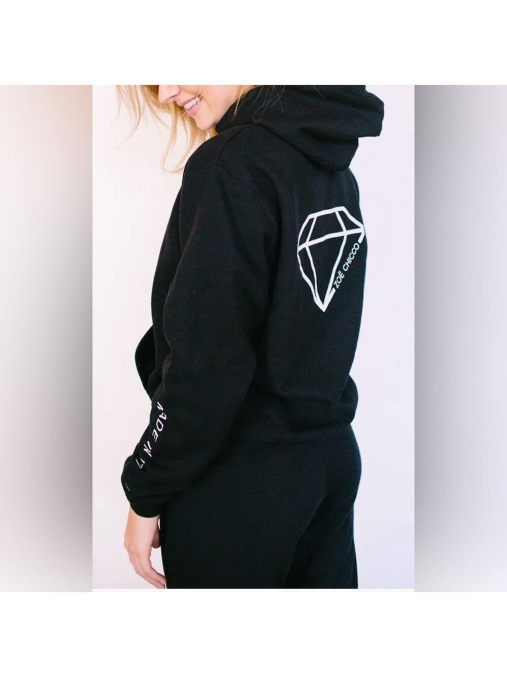 Zoe Chicco Women’s Black Champion Pullover Sweatshirt Hoodie Size: Large